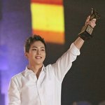 [EXO] 민석이 <b>이사진</b> ㄹㅇ 좋다~