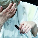 [방탄소년단] 아까 손 <b>힘줄</b>에 미친다는 이삐를위해..