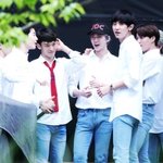 [EXO] <b>예예</b>