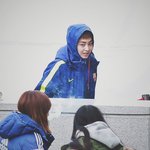 [시우민] 벽건너에 우비<b>소년</b> 시우민ㅋㅋ