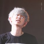 [EXO] 빛나던 우릴 아직 기억하나요 그 날에 멈춘 우리 <b>추억</b>을...