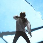 [EXO] 그 짙은 어둠 <b>속</b> 긴 <b>잠</b>에 빠진 너를 꺠워낼 수만 있다면