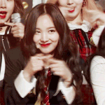 [EXO] 무대 위 상큼<b>미소</b> 나여니