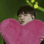 [EXO] <b>국보</b>급 도경수애교가 왔어요