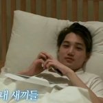 [EXO] 얘들아 <b>잘</b><b>자</b> 오늘도 행복한 덕질하자