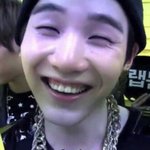 [방탄소년단] 김석진 <b>파도</b>타기 시켰뎈ㅋㅋㅋㅋㅋㅋㅋㅋㅋ
