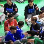 [방탄소년단] 전정국의 친목을 <b>응원</b>합니다