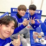 [방탄소년단] <b>보호색</b>이여무슨