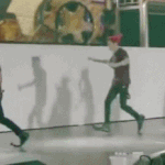 [카이] EXO- M-<b>ON</b> LIVE TV방송 종인이 움짤2