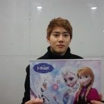 [EXO] ㅆ1발 이거 <b>윈터</b>왕국 스케치북 내 동생도있다