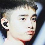[EXO] 아니 나만 경수 방긋방긋 웃을때 <b>입술</b>에 뽀뽀해주고싶은건가??