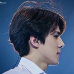 [EXO] 오세훈 리즈는 닥<b>흑</b>덮