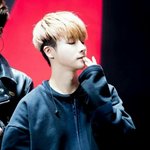 우<b>쭈쭈</b>하게 만드는 男 아이돌