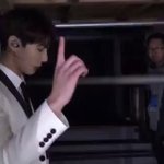 [방탄소년단] 정국이왜그렇게 쳐다봐요........