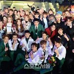 [방탄소년단] 키 작아서 <b>단체</b> <b>사진</b>을 못 찍는 아이돌