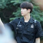 [방탄소년단] 진짜 <b>석진이</b> 흑발 너무 좋아