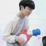 [방탄소년단] ㅅㄷ? 나어제 <b>새집</b>으로 이사왔는데 이사들으니까