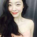 <b>설리</b>의 여름 맞이