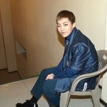 [EXO] 시우민 <b>의자</b>에 앉아있는것봐 ㅠ