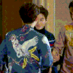 [EXO] 백현:아이고 <b>어서</b>오세요 몇분이서오셨어요?