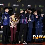 [EXO] 울 아거덜 황금<b>디스크</b>간다고 멋좀 부렸다냐