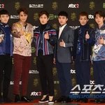 [EXO] 엑소 <b>아저씨</b>들 항상 <b>웃음</b>을 주셔서 감사합니다