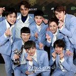 [EXO] 난 엑소좋은게 상받을때 경건하게있어서 좋음