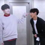 [방탄소년단] 막내재롱에배꼽떨어지는횽<b>아들</b>