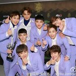[EXO] 헐~~9<b>충이</b> 판에 와서너무 당당  하게 댓글 쳐다는