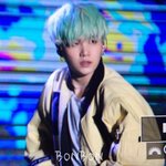 [방탄소년단] 미뉸기 <b>이</b> <b>옷</b> 너무 이쁨....