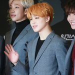 [방탄소년단] 점점 무슨 <b>왕자</b>님 돼감