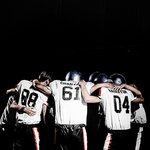 [EXO] 작년 럽미라<b>잇</b> 티저떴을 <b>때</b>