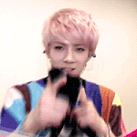 [EXO] 난 진짜 허벅지에만 살이찜..