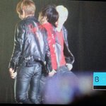 [방탄소년단] 무슨 정국이 엉덩이에 <b>자석</b>붙음?