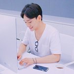 [EXO] 사진<b>보정</b>해왔는데이상함?