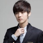 [EXO] 루한 이거 진짜 <b>미소년느낌</b> 쩐다