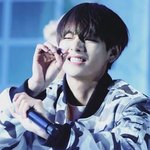 [방탄소년단] 솔직히 난 <b>태태</b> 얼굴 보고 첨에 관심 가졌는데