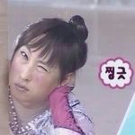 [흠칫뿡] 남자들끼리에 여자는 담배 <b>피면</b> 안 된다는 님에게