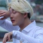 [EXO] 으흑 존나 오늘 집에 <b>엄마</b>오는줄 몰라서