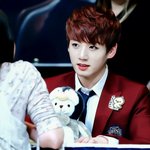 [방탄소년단] 새로입덕한 남팬인데 정국이짤좀<b>주셈</b>..