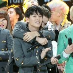 <b>틴탑</b> 첫 1위!!