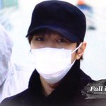 <b>명수</b>는 다 가려도 잘생김;;