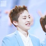 [EXO] <b>나</b>만그러냐 시우민 귀에
