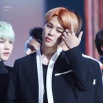 [방탄소년단] 지민이 멋있는척하는거