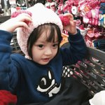 [댓글부탁해] 애기 닮았다는 거 <b>칭찬</b>이야...?
