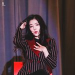 [EXO] 여돌계의 <b>왕조현</b>