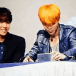 [방탄소년단] ㅋㅋㅋ손받침을 하기위해