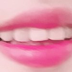 이 <b>입술</b> 틴트<b>색</b> 아는사람