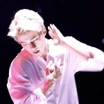 [EXO] 1층 1<b>열</b>에 앉아서 물돈크<b>때</b> 물싸다구 맞아보는게