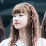 女 아이돌들의 가녀린 <b>목선</b>